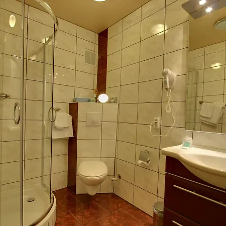 Grille Szálloda 3*