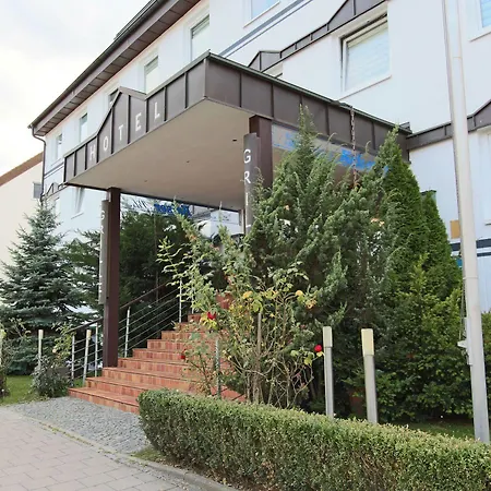 Hotel Grille 3*